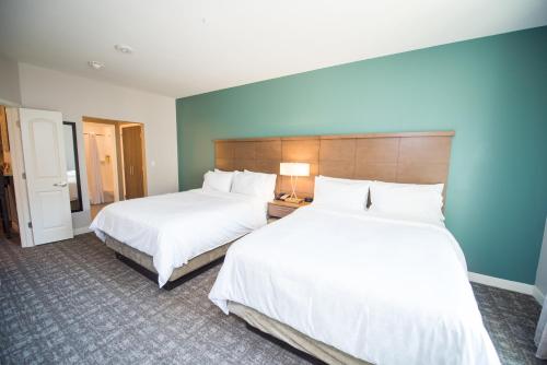 Staybridge Suites Houston - Humble Beltway 8 E, an IHG Hotel