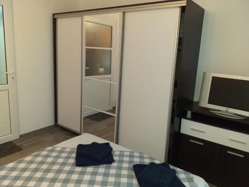 Studio Saturn Studio Saturn