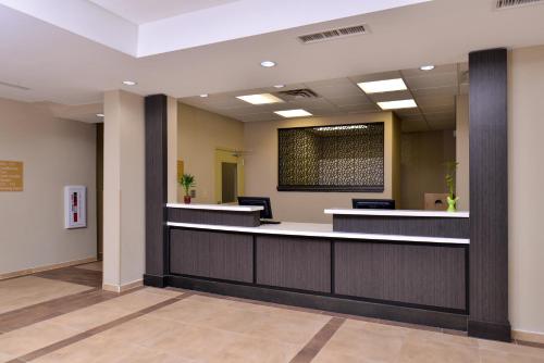 Candlewood Suites Kenedy, an IHG Hotel