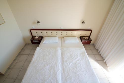 Dionisos Hotel - image 6