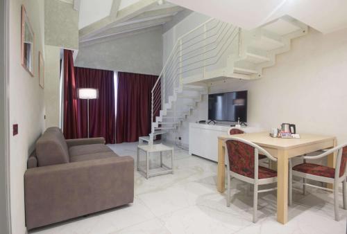 2 bedrooms, 3 beds