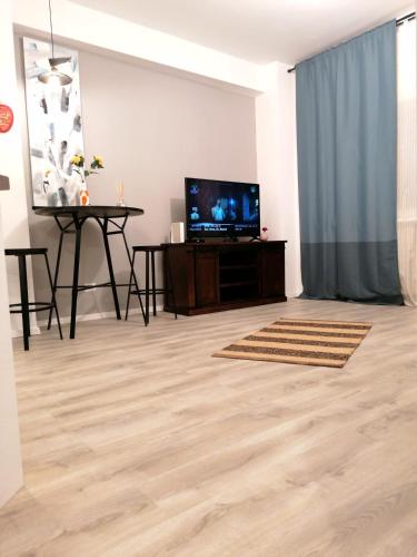 Diamond Apartments - image 10
