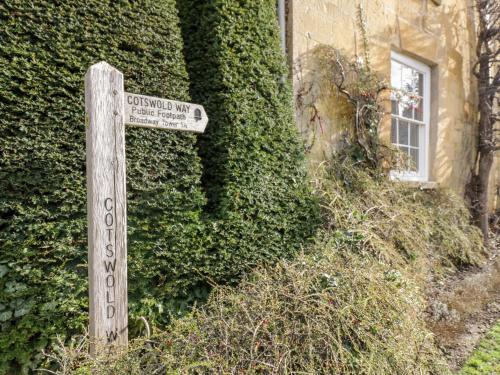 Beechnut Cottage - main image