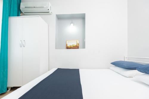 Deluxe Apartment image 10