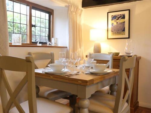 One Masons' Court STRATFORD UPON AVON - image 11