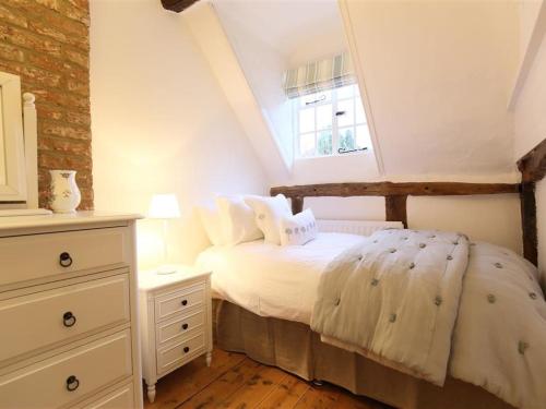 One Masons' Court STRATFORD UPON AVON - image 12