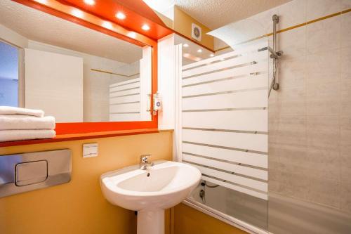 Comfort Hotel Montlucon - image 3