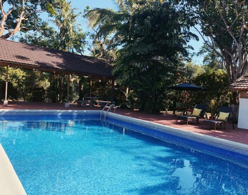 Piscina, Hacienda Escondida 10min to Airport in Puntarenas