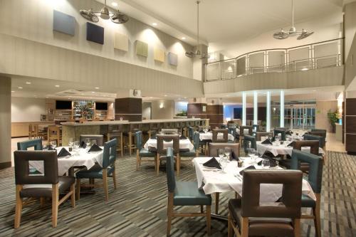 Holiday Inn Scottsdale North- Airpark an IHG Hotel - image 5