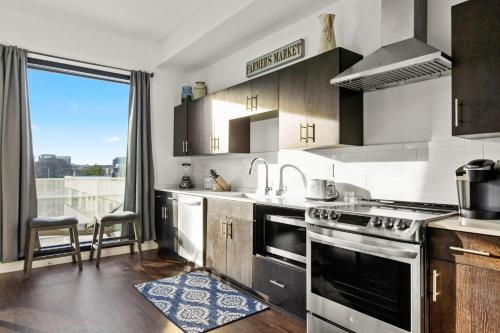 Illume - Luxe Gulch View Condo - Top-Floor Views condo - image 2