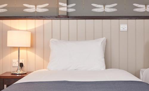 Corner House Inn by Greene King Inns - image 2