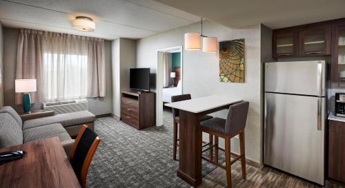 Staybridge Suites Niagara-On-The-Lake, an IHG Hotel