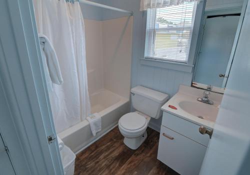Outer Banks Motel - Village Accommodations - image 12