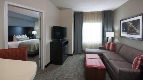 Staybridge Suites Buffalo-Amherst an IHG Hotel - image 8