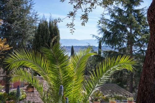 Paleopetres La Chataîgne - Private Pool - Sea Views - Corfu Town -