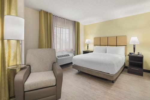 Candlewood Suites Charlotte - Arrowood