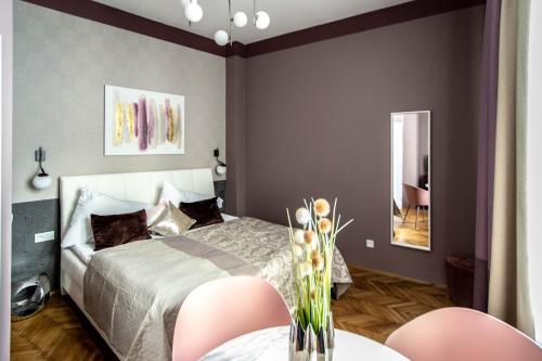 Colorful Day in Prague Design Apartments, Прага (фото 6)