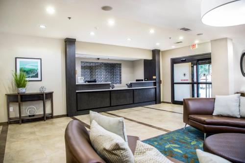 Candlewood Suites Grand Prairie - Arlington