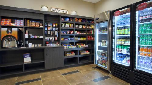 Candlewood Suites - Frisco an IHG Hotel - image 3