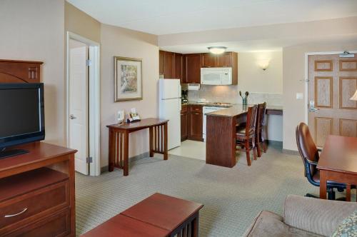 Staybridge Suites Oakville Burlington