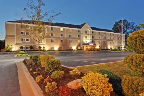 Candlewood Suites Bowling Green