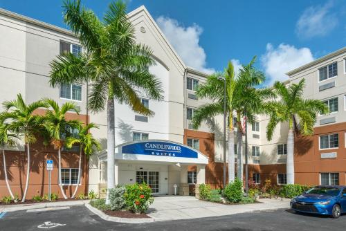 Candlewood Suites Fort Myers/Sanibel Gateway