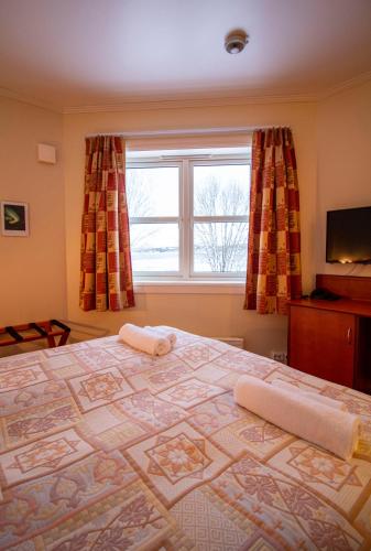 Tysfjord Hotel Room Type - Twin Room