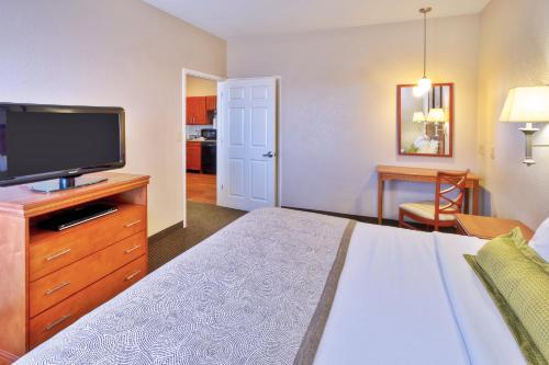 Candlewood Suites Fort Stockton, an IHG Hotel