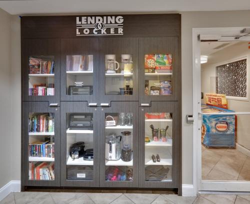 Candlewood Suites Dallas Market Cntr-Love Field By IHG - image 4