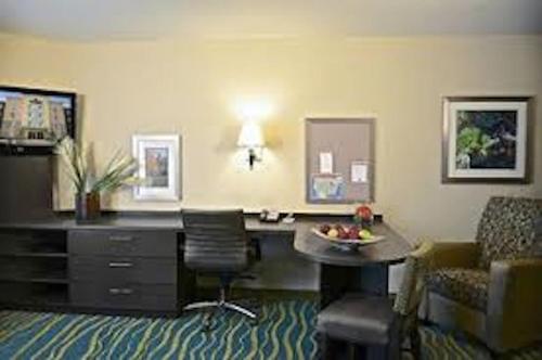 Candlewood Suites Denver Northeast - Brighton, an IHG Hotel