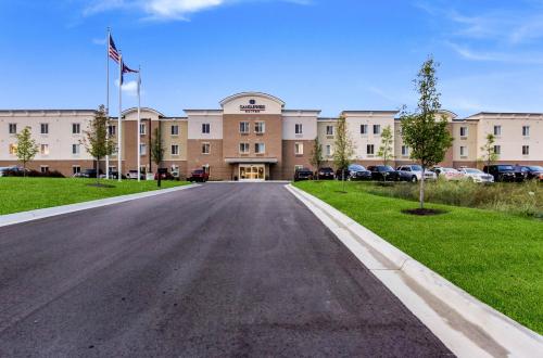 Candlewood Suites - Brighton