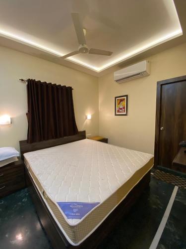 Shivam Hotels – Calcutta, LA