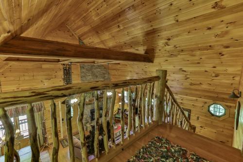CABIN TIME - When you need to relax and unwind a visit to Cabin Time is what you need!