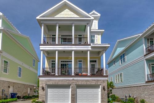 Landyns Beach House 312SB (Sleeps 10) South Carolina