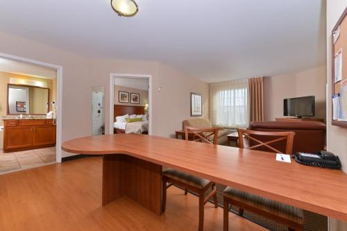 Candlewood Suites Elmira Horseheads an IHG Hotel - image 7
