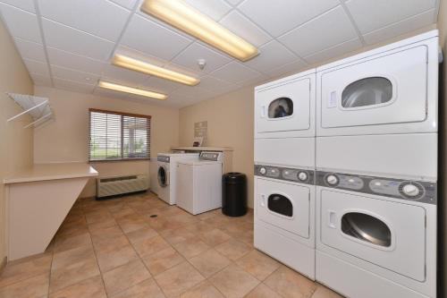 Candlewood Suites Gillette an IHG Hotel - image 8