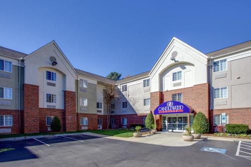 Candlewood Suites Raleigh Crabtree