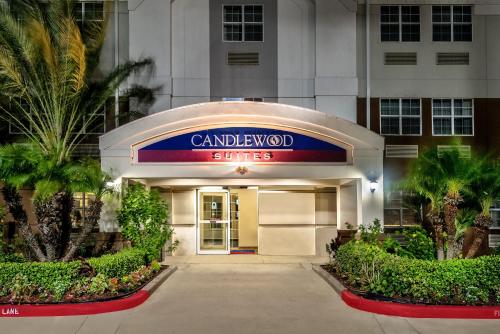 Candlewood Suites Galveston, an IHG Hotel