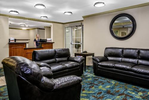 Candlewood Suites Galveston, an IHG Hotel