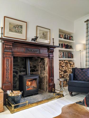 B&B Hawick - Central Hawick spacious stylish flat with log burner - Bed and Breakfast Hawick