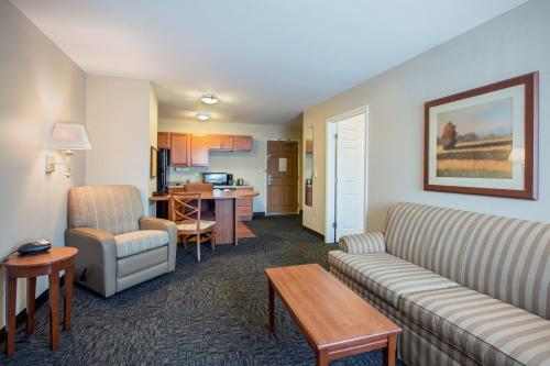 Candlewood Suites Indianapolis Northwest, an IHG Hotel