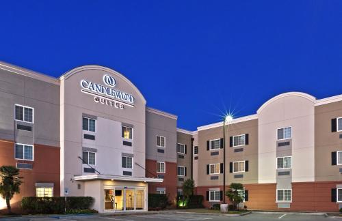 Candlewood Suites Pearland, an IHG hotel - Hotel - Pearland