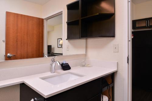 Candlewood Suites Terre Haute