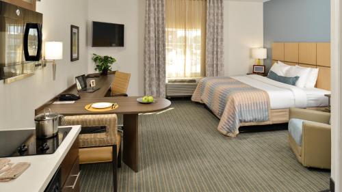 Candlewood Suites Houma, an IHG Hotel