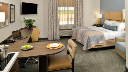 Candlewood Suites Houma, an IHG Hotel