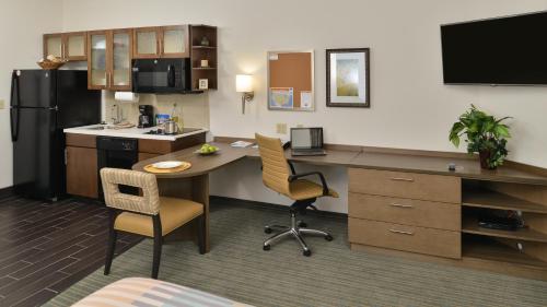 Candlewood Suites Houma, an IHG Hotel