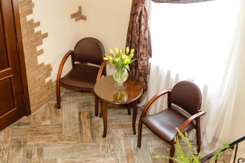 Chekhov Hotel - image 7