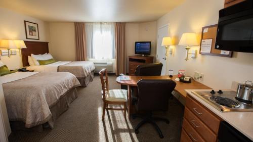 Studio Suite with Two Double Beds