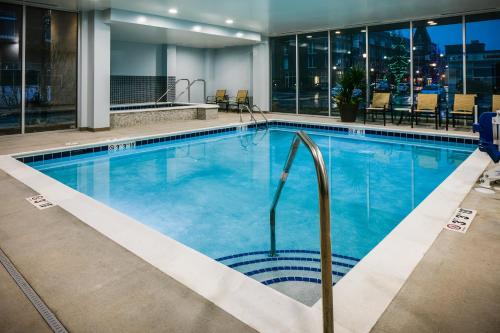 Staybridge Suites Des Moines Downtown