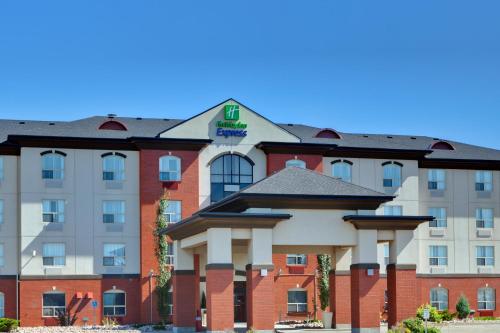 Holiday Inn Express Hotel & Suites Sherwood Park-Edmonton Area By IHG - 숙소 외관